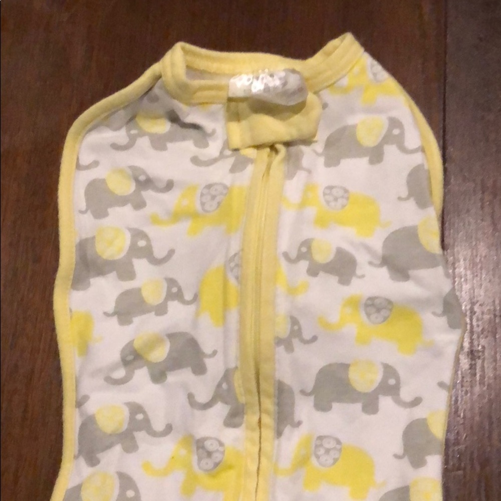 Woombie swaddle